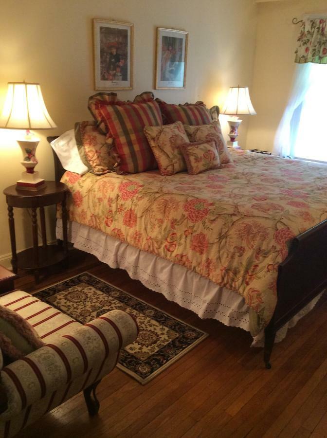 The Red Hook Country Inn, An "Old Rhinebeck" Bed & Breakfast Exterior foto